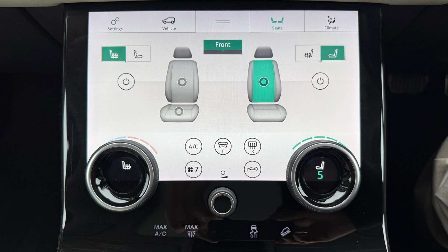 Used Land Rover Range Rover Velar 2017 for sale - 77632633: Photo 39