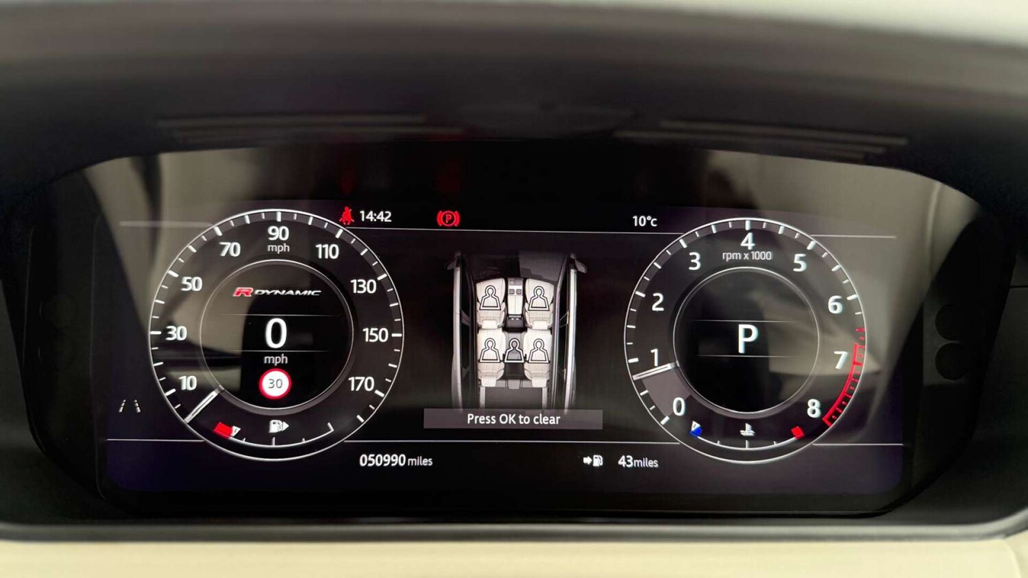 Used Land Rover Range Rover Velar 2017 for sale - 77632633: Photo 41