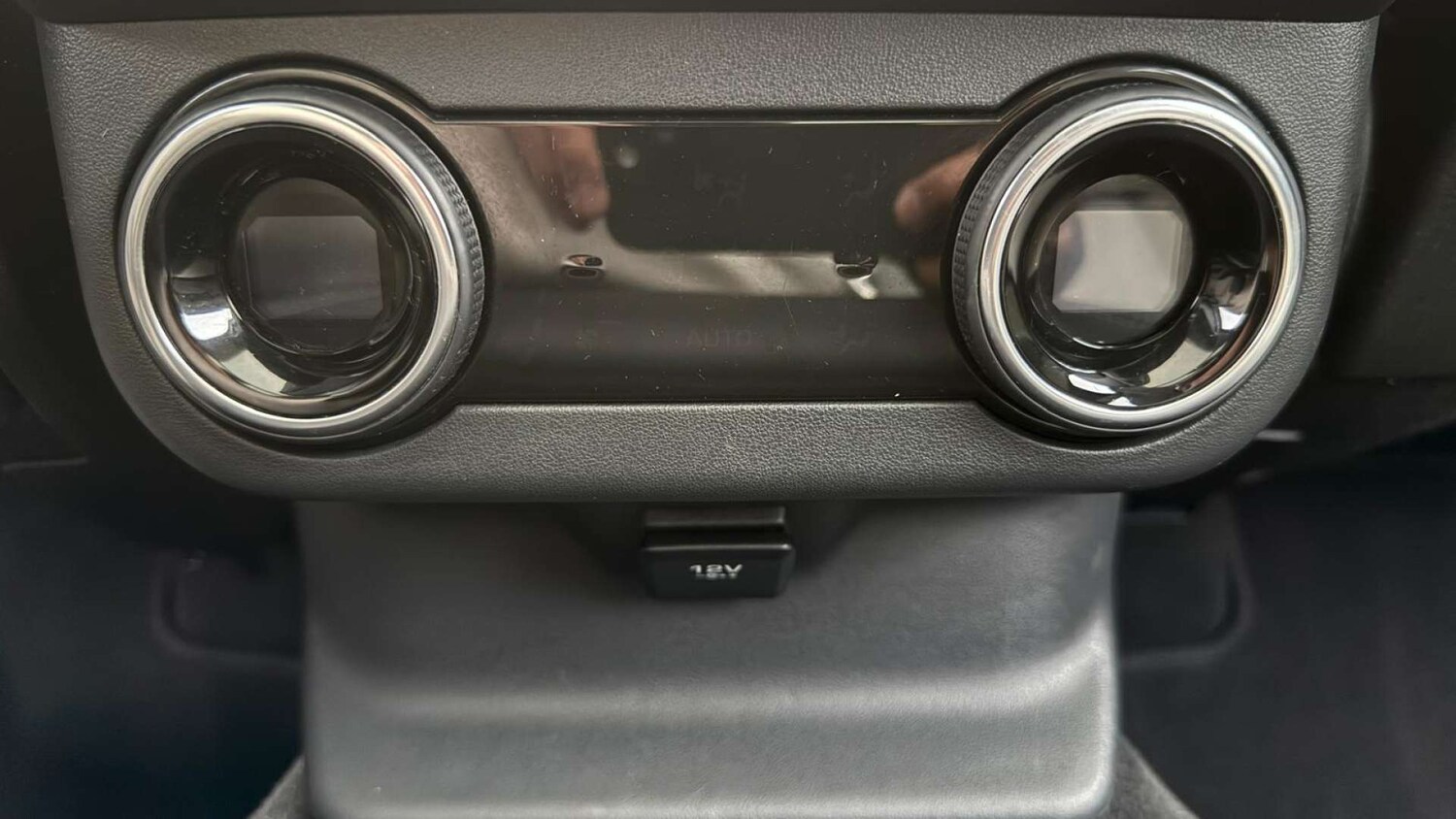 Used Land Rover Range Rover Velar 2017 for sale - 77632633: Photo 47