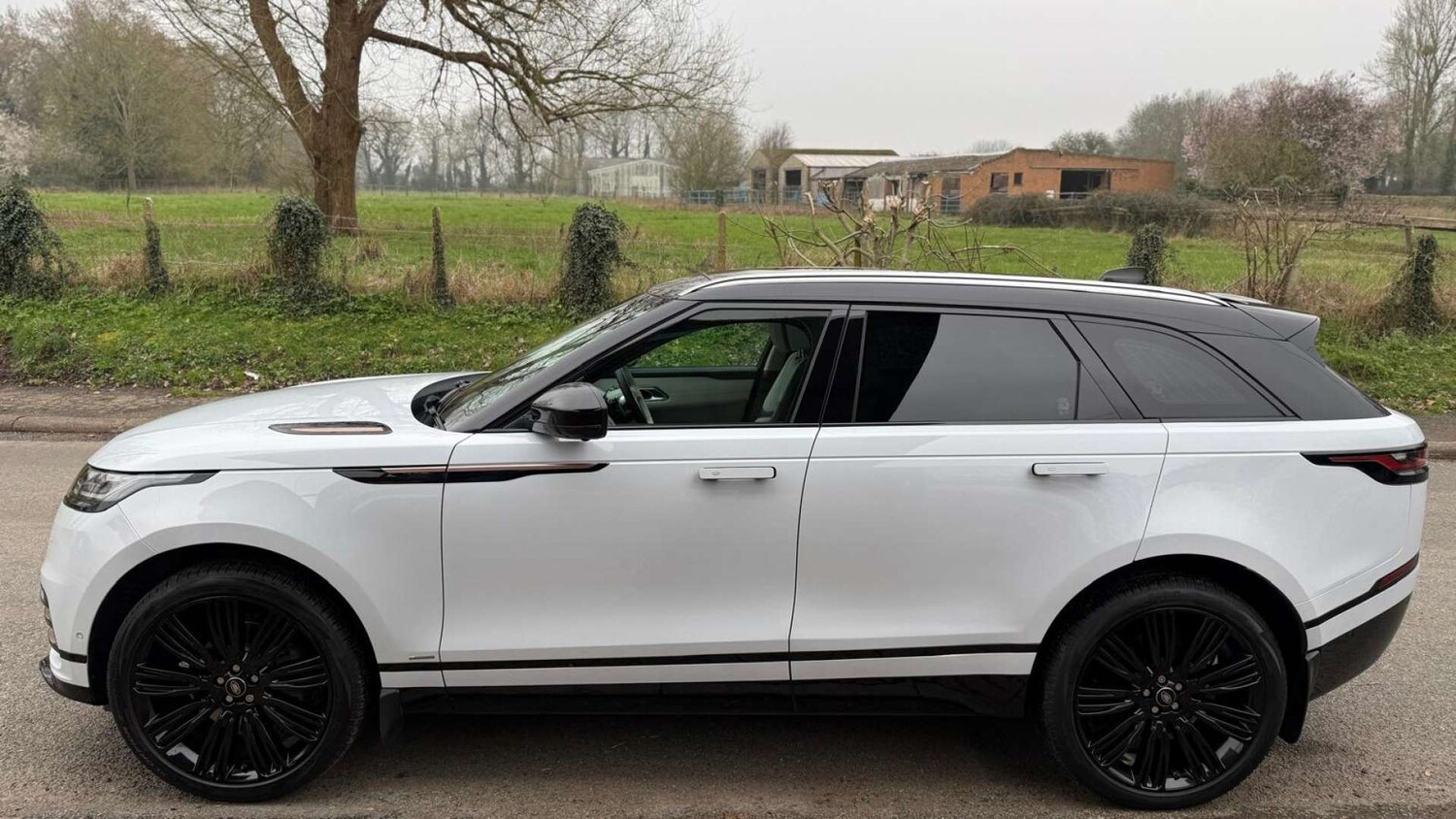 Used Land Rover Range Rover Velar 2017 for sale - 77632633: Photo 67