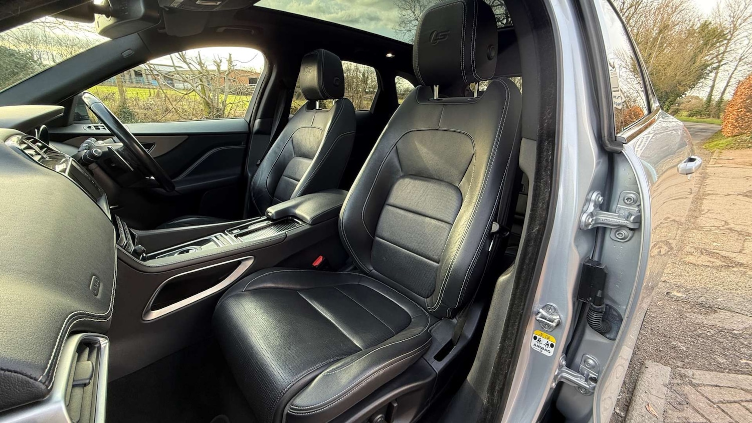 Used Jaguar F-Pace 2017 for sale - 77558210: Photo 10