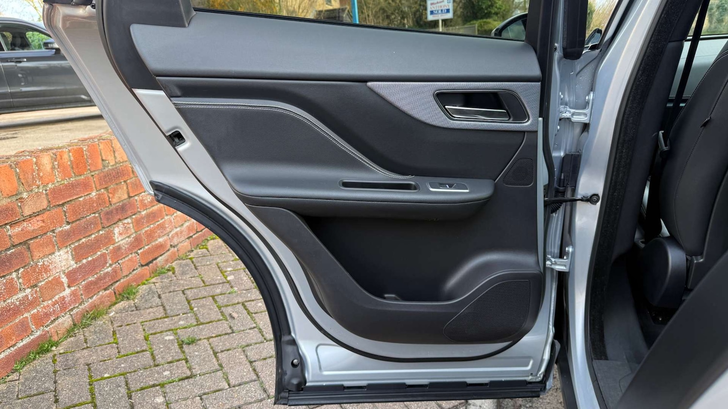 Used Jaguar F-Pace 2017 for sale - 77558210: Photo 43