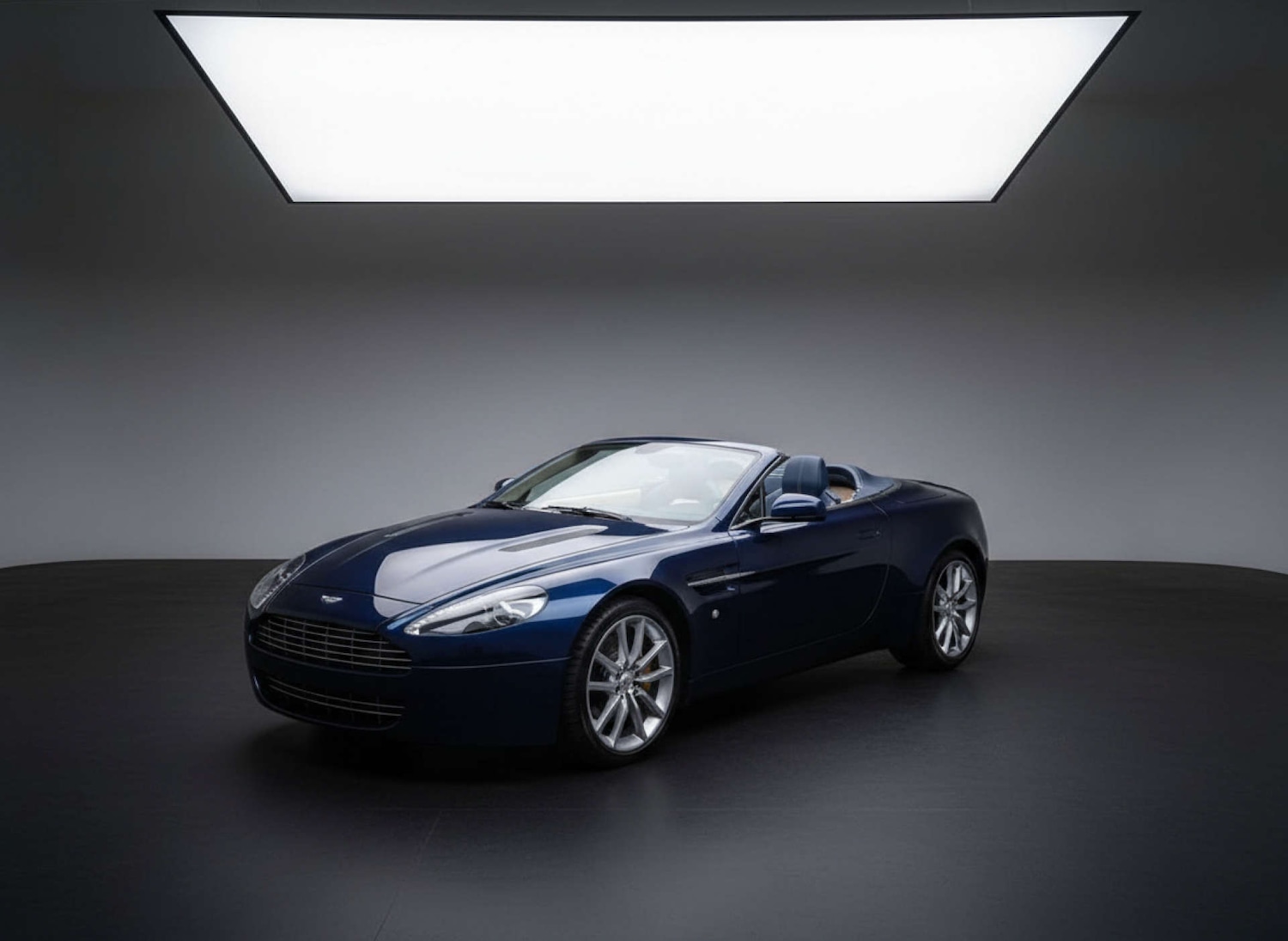 Used Aston Martin Vantage 2008 for sale - 77299416: Photo 8