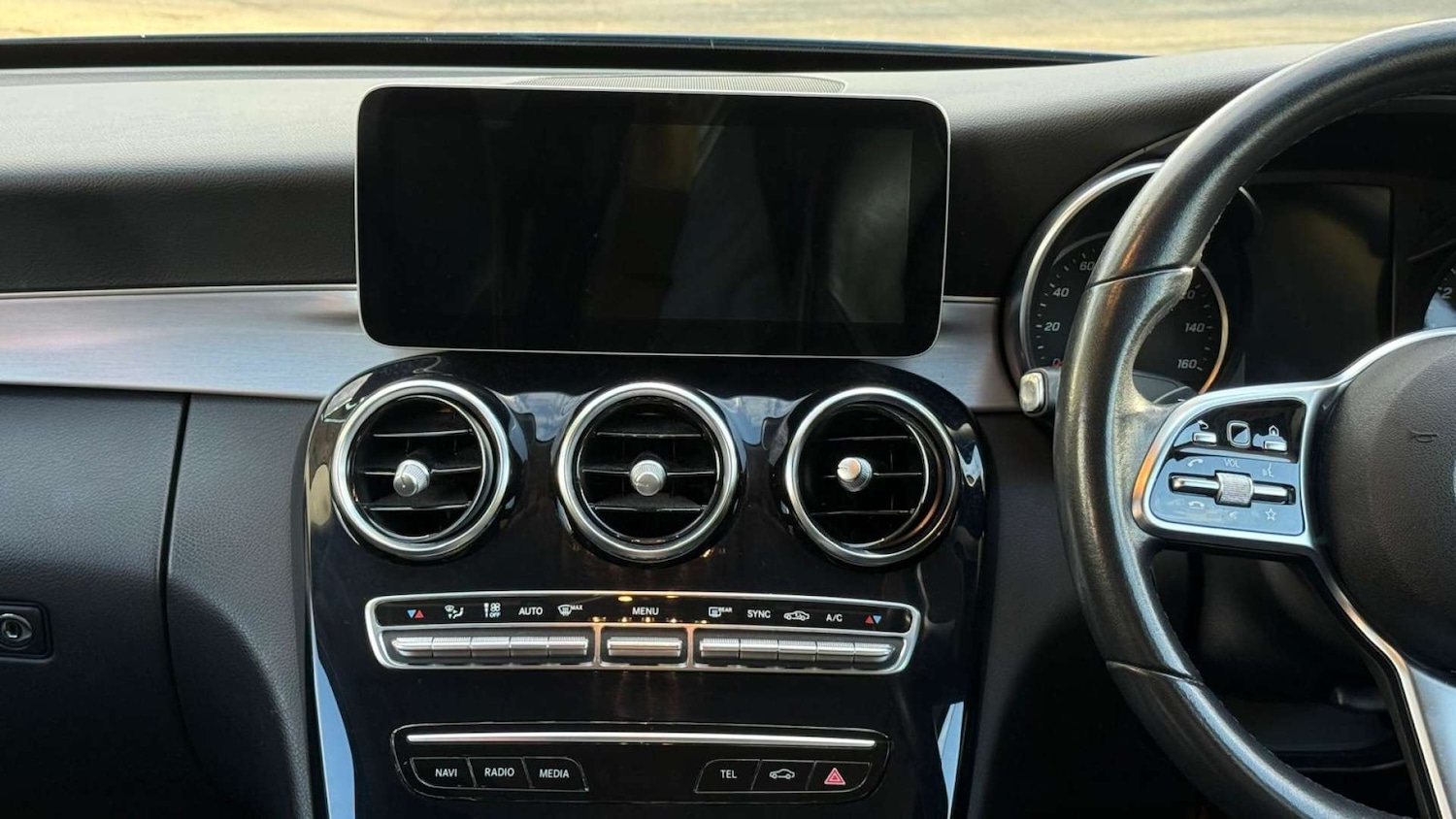 Used Mercedes-Benz C Class 2020 for sale - 76465940: Photo 8