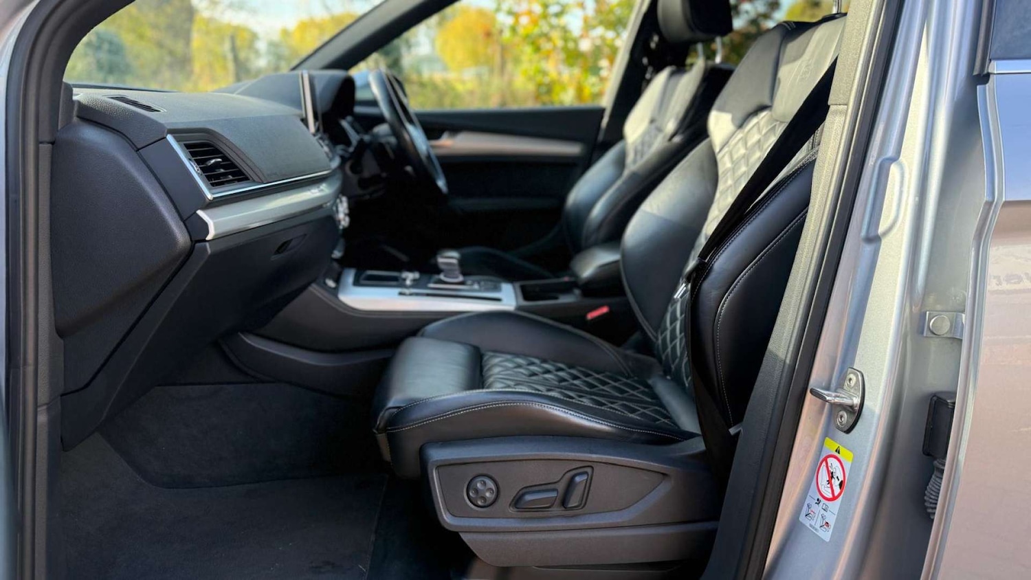 Used Audi Q5 2017 for sale - 76391882: Photo 8