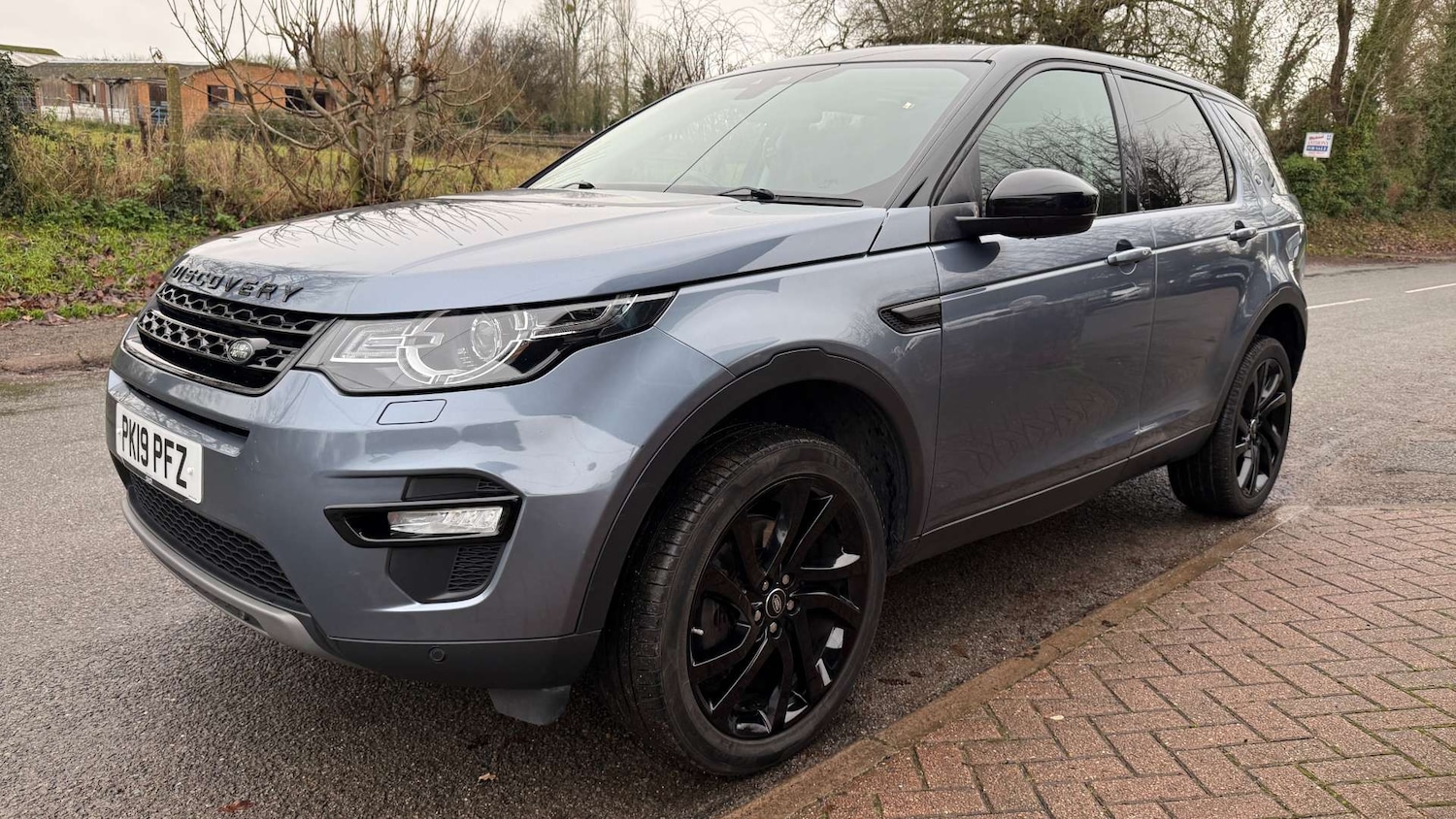 Used Land Rover Discovery Sport 2019 for sale - 76959838: Photo 3