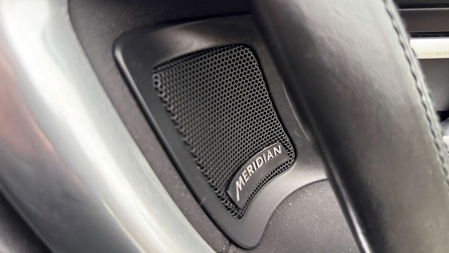 Used Land Rover Discovery Sport 2019 for sale - 76959838: Photo 30