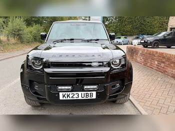Used Land Rover Defender 2023 for sale - 79817645: Photo