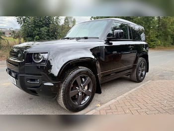Used Land Rover Defender 2023 for sale - 79817645: Photo