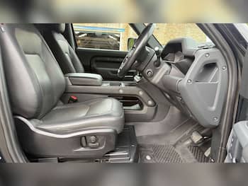 Used Land Rover Defender 2023 for sale - 79817645: Photo