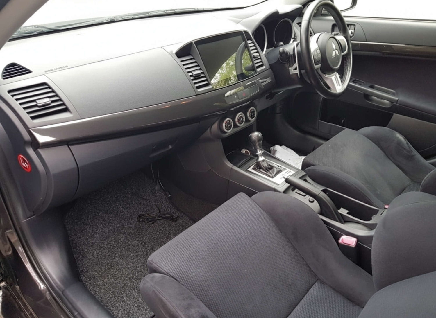 Used Mitsubishi Lancer 2011 for sale - 77083603: Photo 7