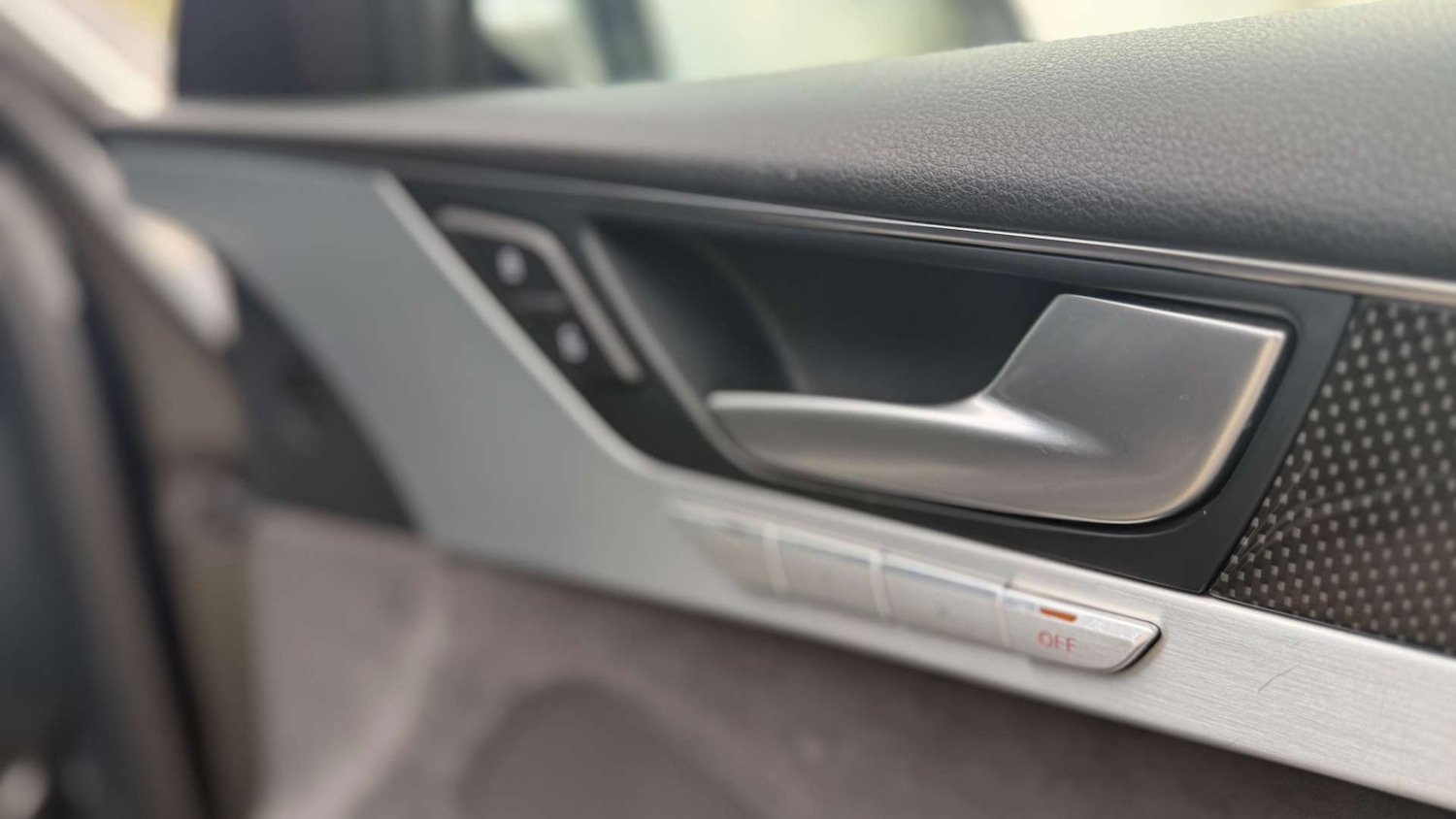 Used Audi A8 2016 for sale - 77984235: Photo 24