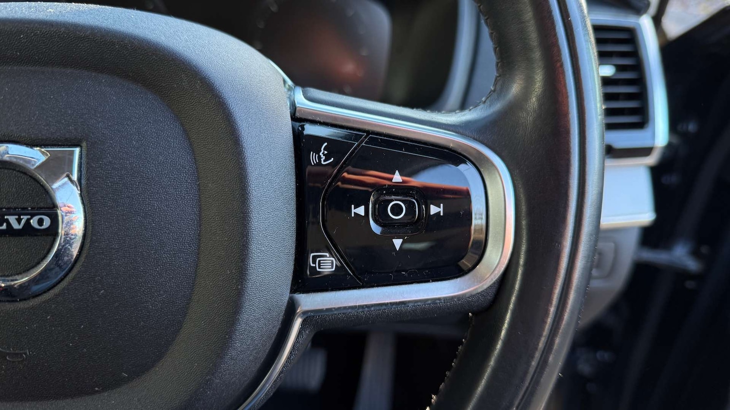 Used Volvo XC90 2015 for sale - 76757117: Photo 31