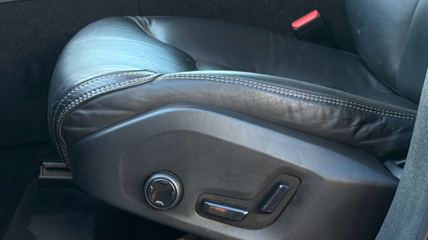 Used Volvo XC90 2015 for sale - 76757117: Photo 35