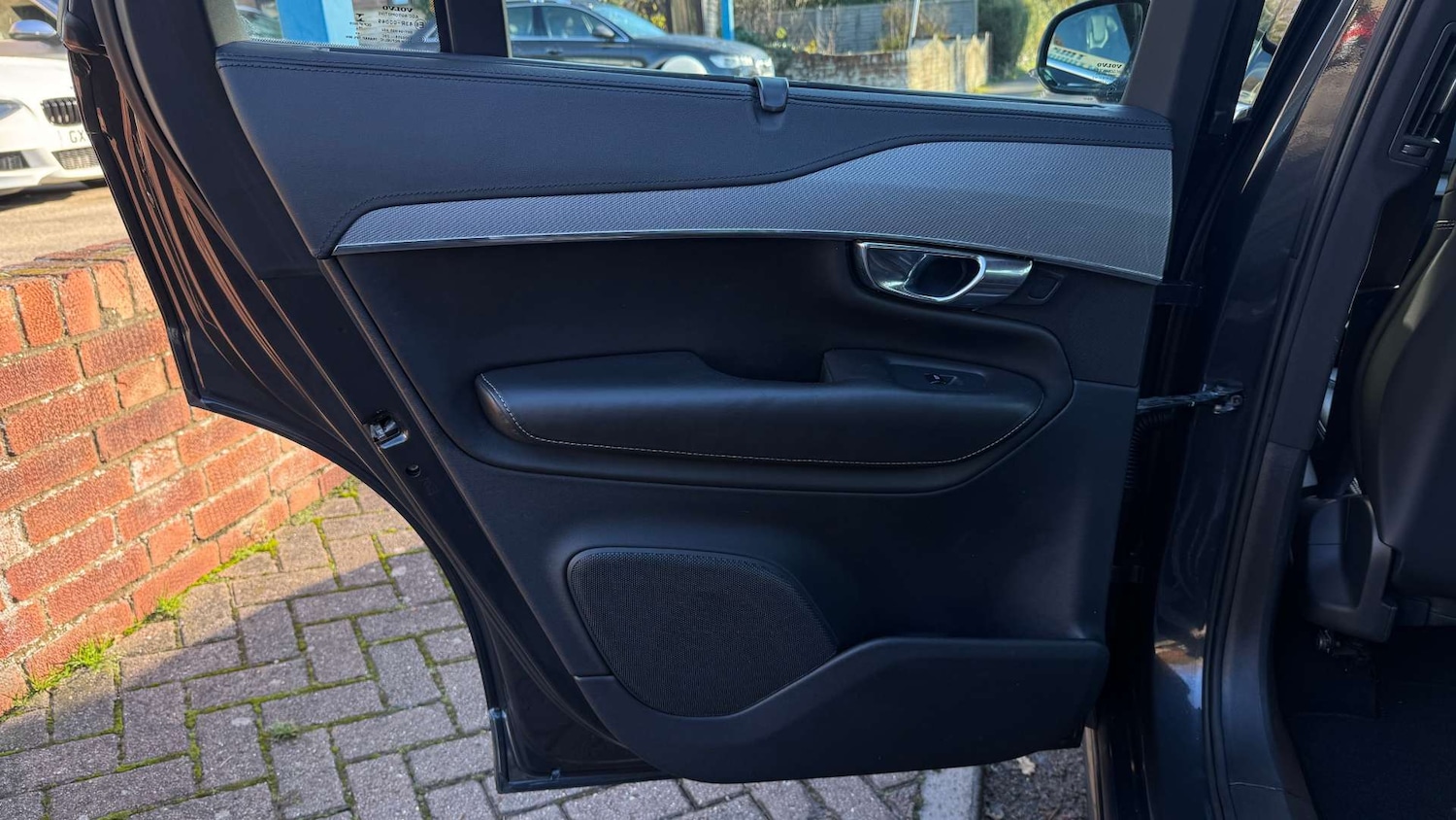 Used Volvo XC90 2015 for sale - 76757117: Photo 40