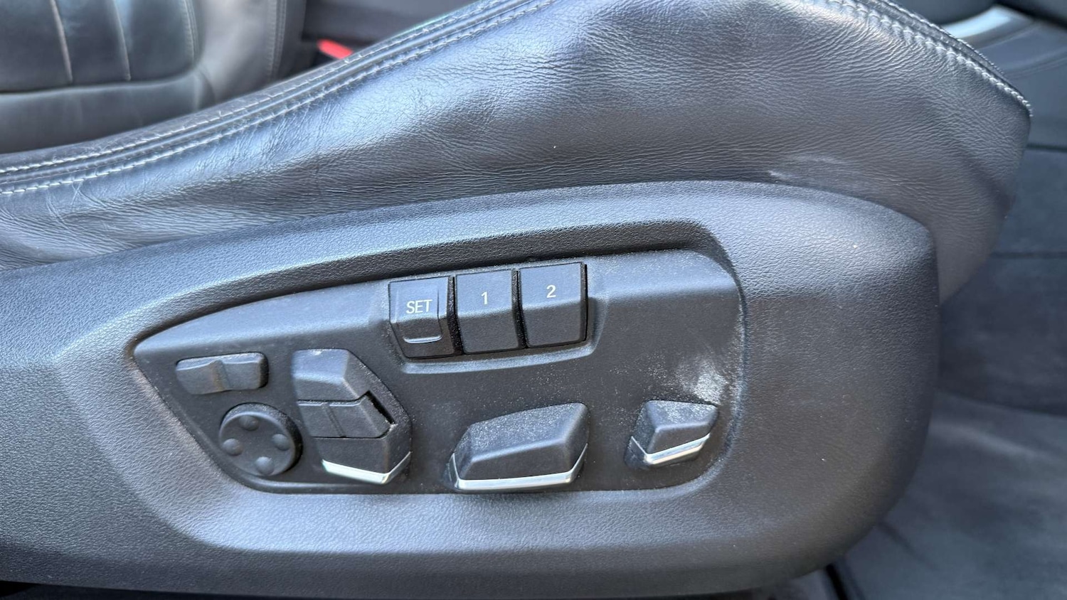 Used BMW x6 M 2017 for sale - 76892312: Photo 37