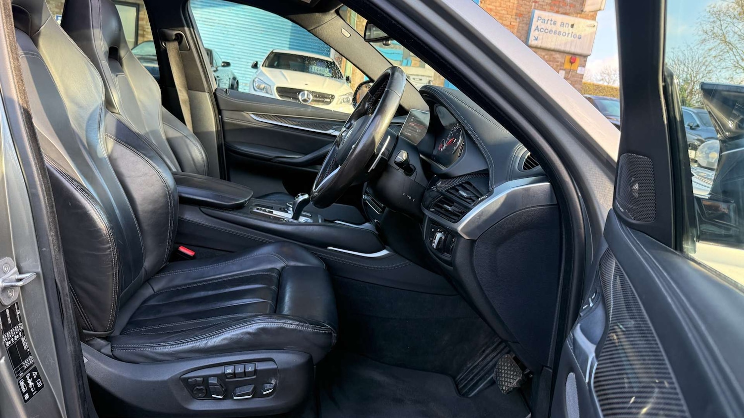 Used BMW x6 M 2017 for sale - 76892312: Photo 5