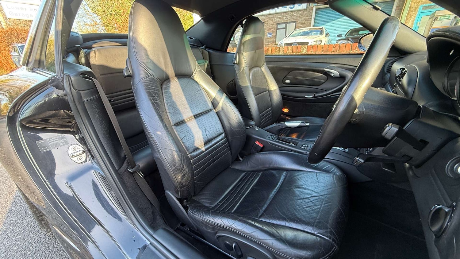 Used Porsche 911 2004 for sale - 76735792: Photo 18