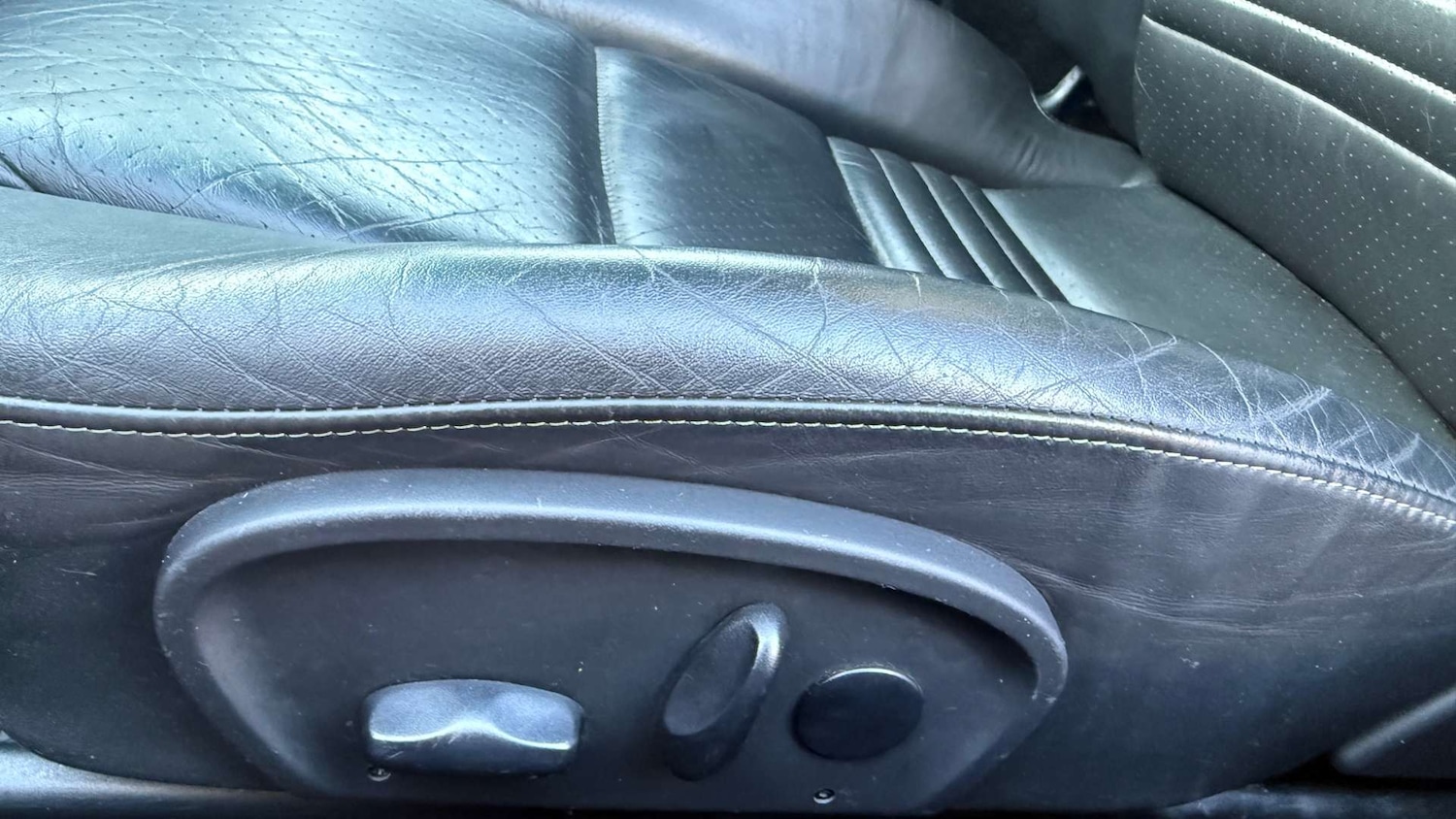 Used Porsche 911 2004 for sale - 76735792: Photo 37