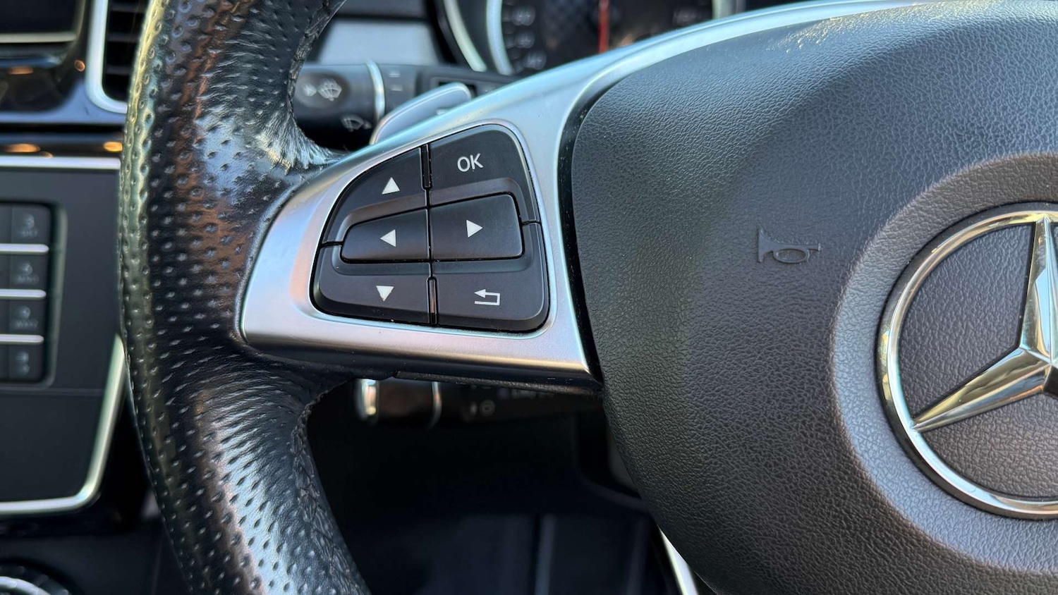 Used Mercedes-Benz GLE 2018 for sale - 76829941: Photo 25