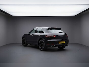 Used Porsche Macan 2016 for sale - 77022631: Photo