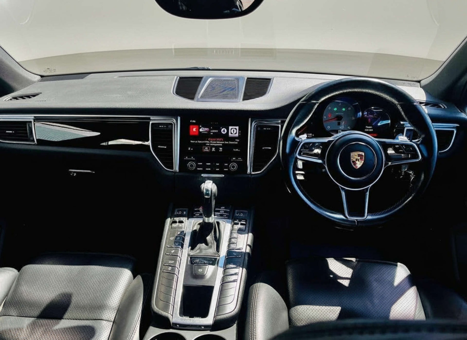 Used Porsche Macan 2016 for sale - 77022631: Photo 6