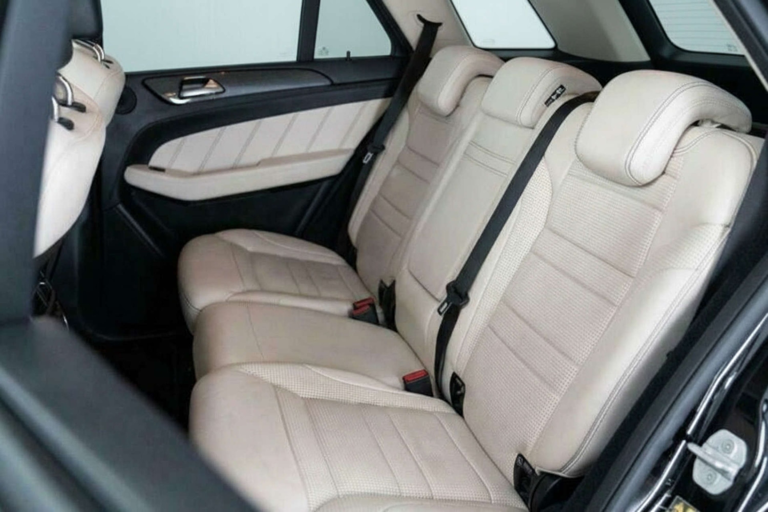 Used Mercedes-Benz GLE 2016 for sale - 77328644: Photo 3