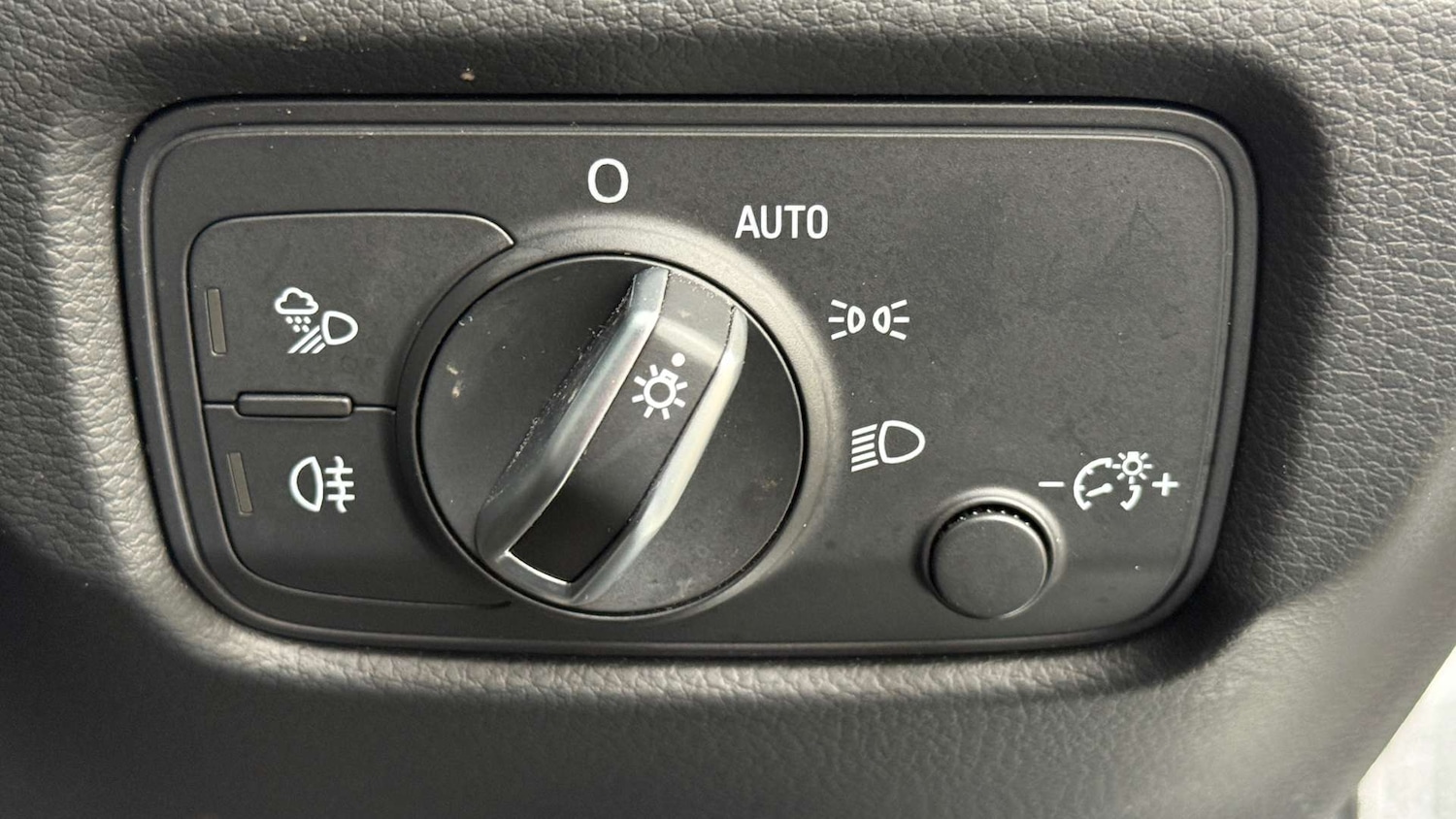 Used Audi A3 2016 for sale - 76861638: Photo 36