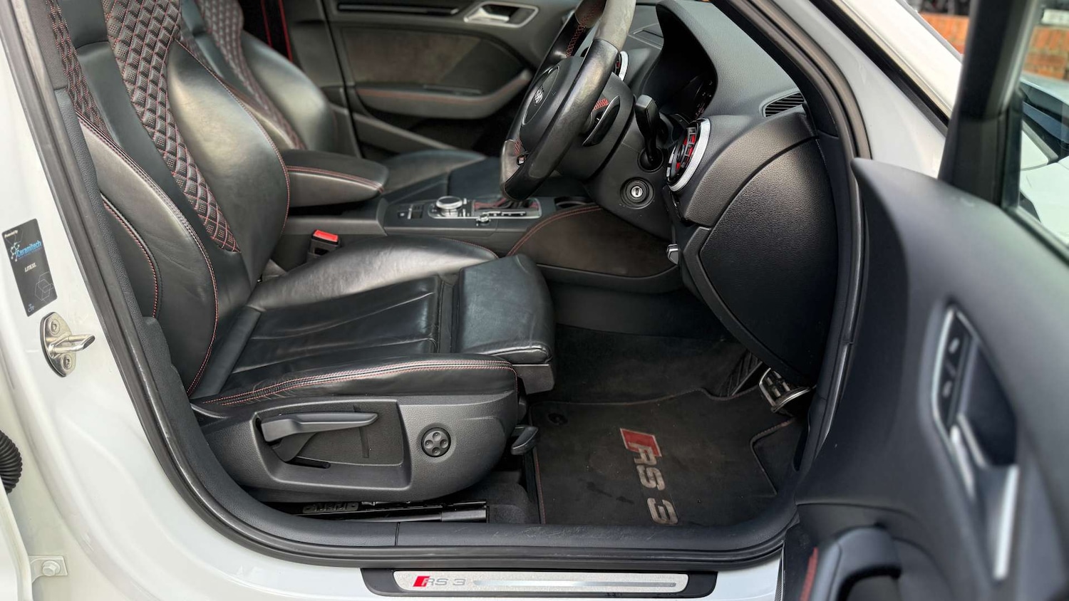 Used Audi RS3 2016 for sale - 76861638: Photo 5