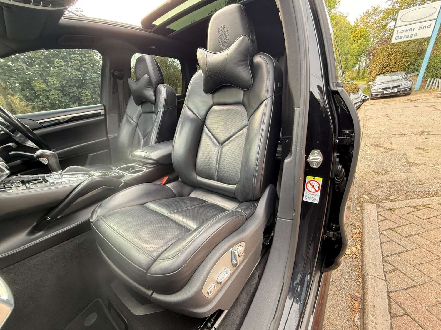 Used Porsche Cayenne 2016 for sale - 76602061: Photo 10