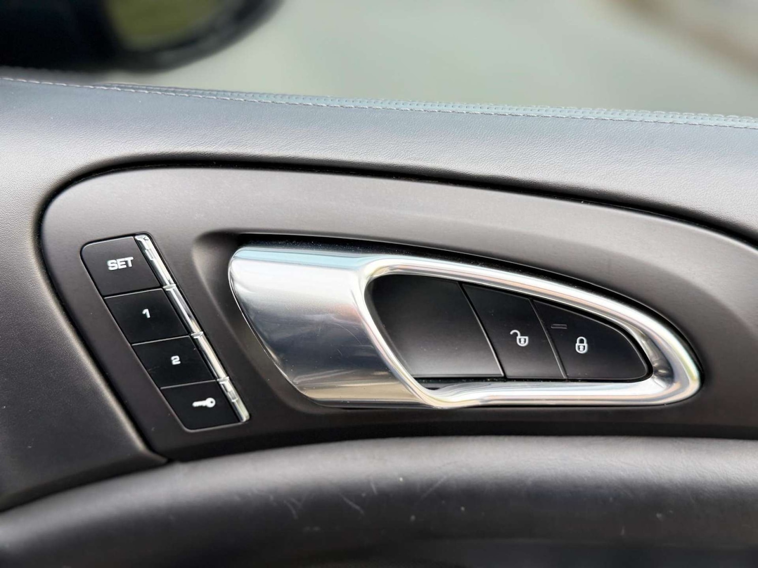 Used Porsche Cayenne 2016 for sale - 76602061: Photo 30