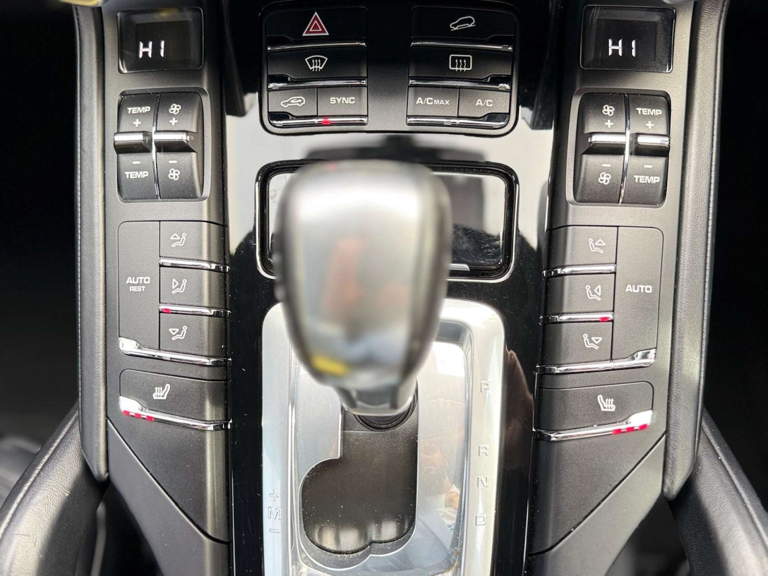 Used Porsche Cayenne 2016 for sale - 76602061: Photo 31