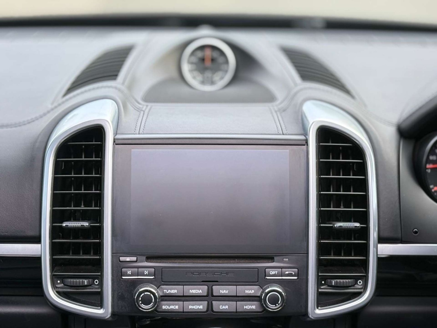 Used Porsche Cayenne 2016 for sale - 76602061: Photo 8