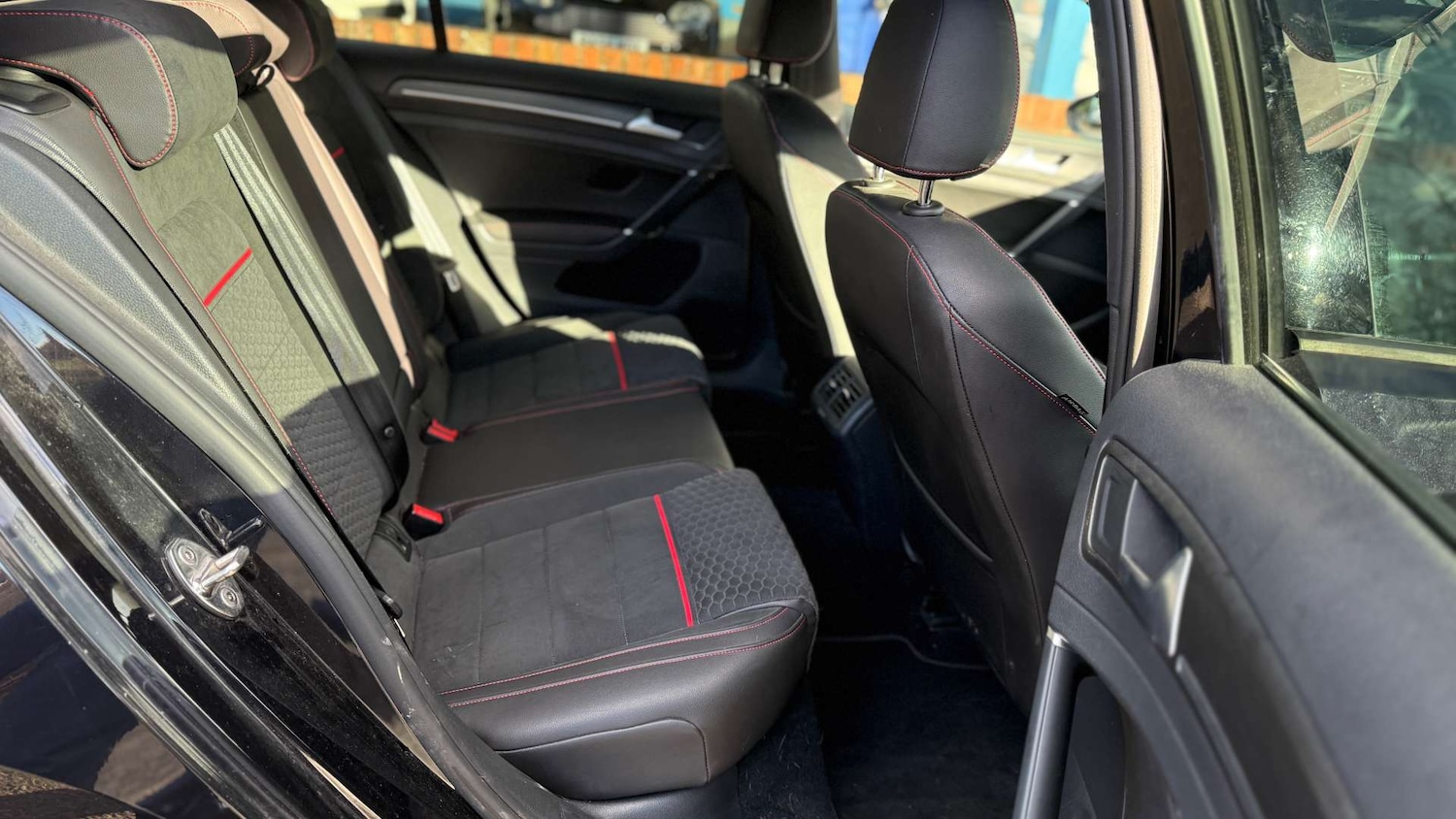 Used Volkswagen Golf 2018 for sale - 76757918: Photo 9