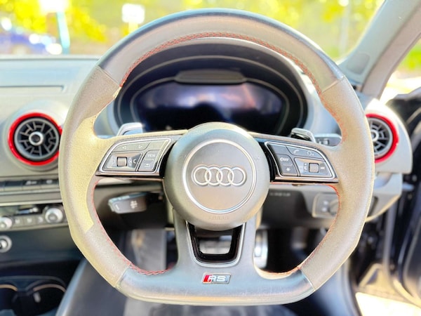 Used Audi RS3 2017 for sale - 76182686: Photo 31