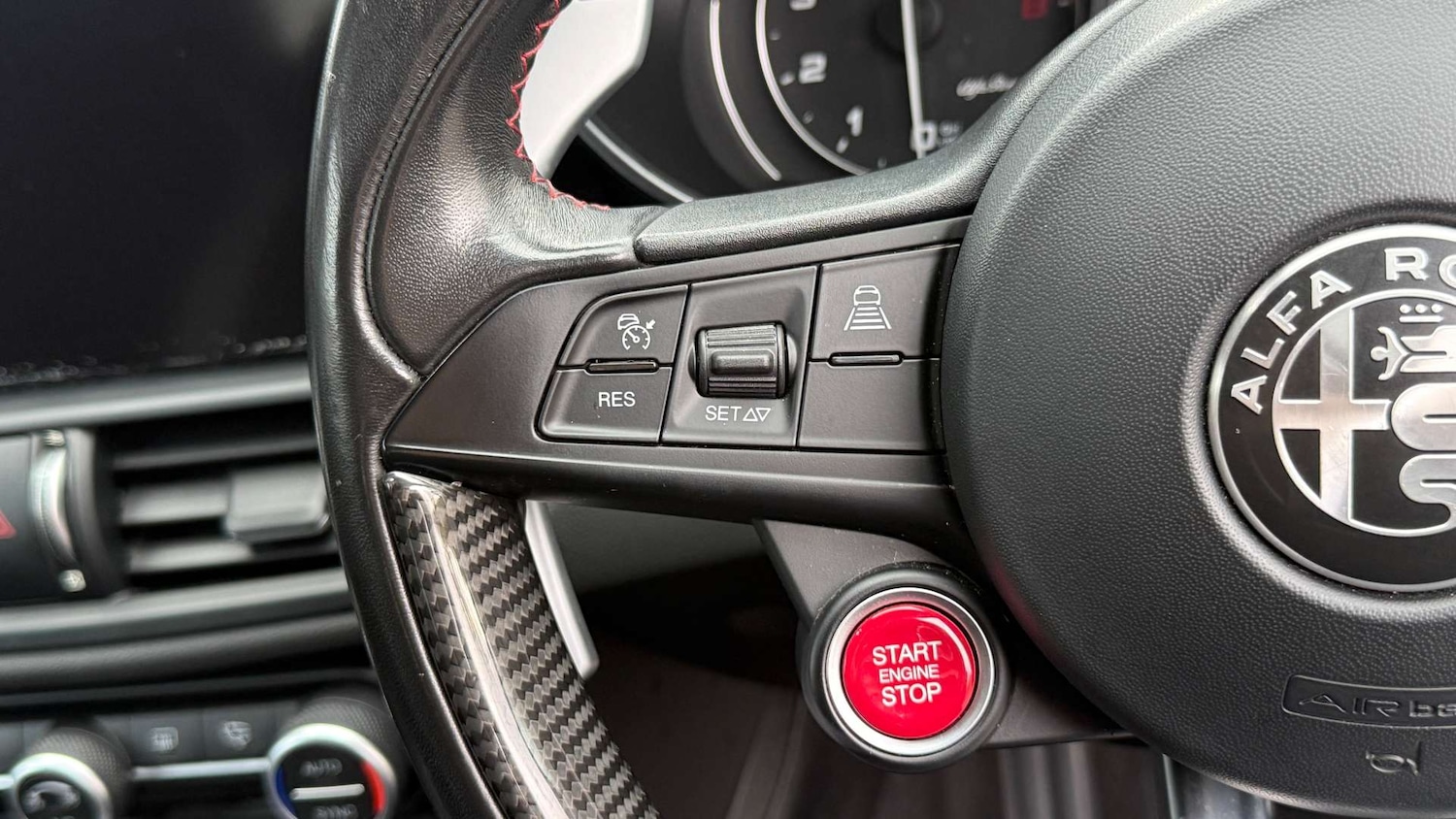 Used Alfa Romeo Giulia 2018 for sale - 76720460: Photo 25