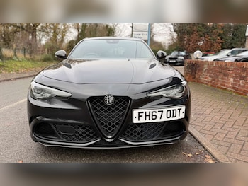 Used Alfa Romeo Giulia 2018 for sale - 76720460: Photo