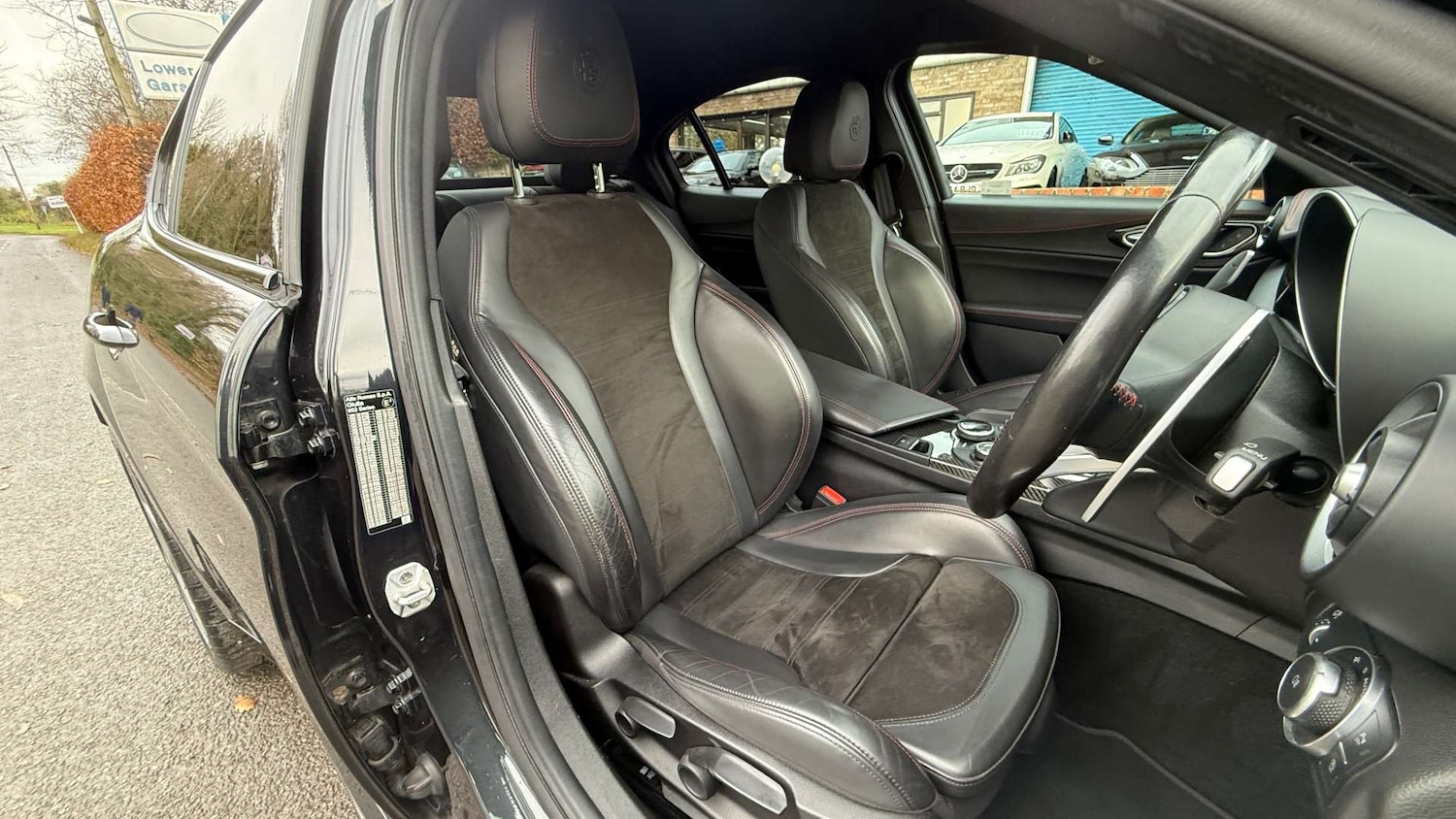 Used Alfa Romeo Giulia 2018 for sale - 76720460: Photo 5