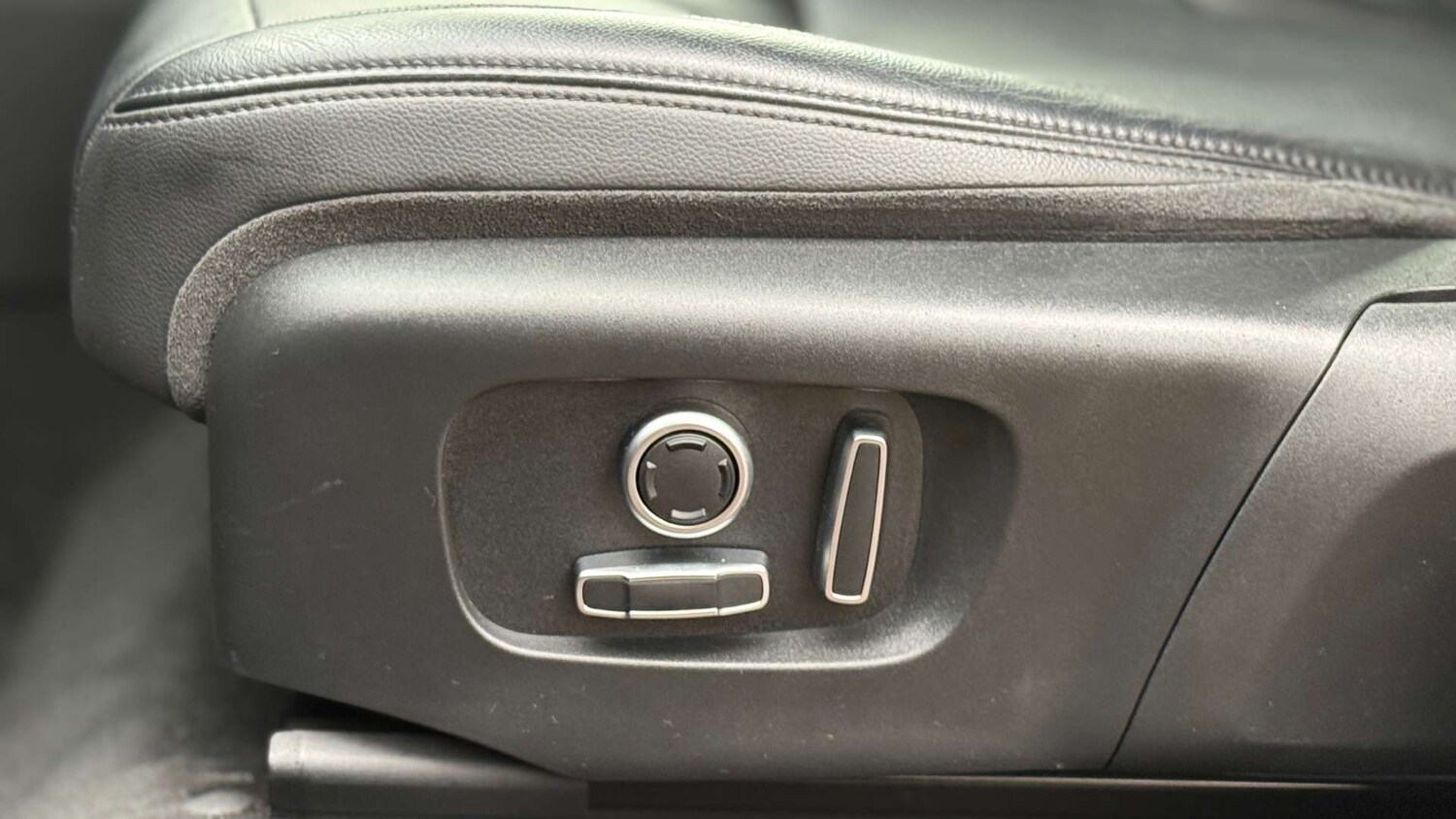 Used Land Rover Range Rover Evoque 2021 for sale - 77469827: Photo 30