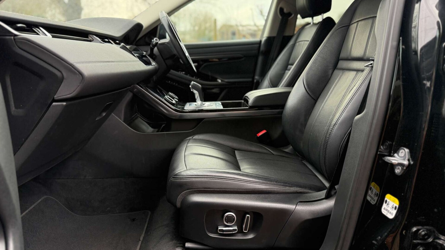 Used Land Rover Range Rover Evoque 2021 for sale - 77469827: Photo 8