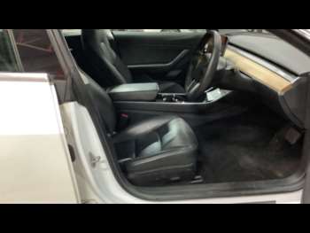 Used Tesla Model 3 2019 for sale - 74902469: Photo