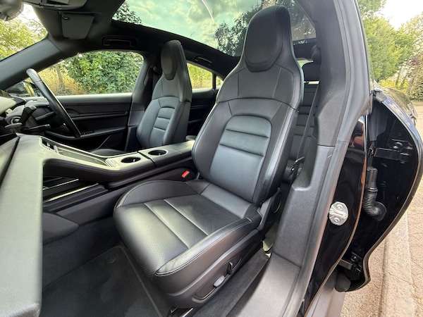Used Porsche Taycan 2022 for sale - 75560303: Photo 10