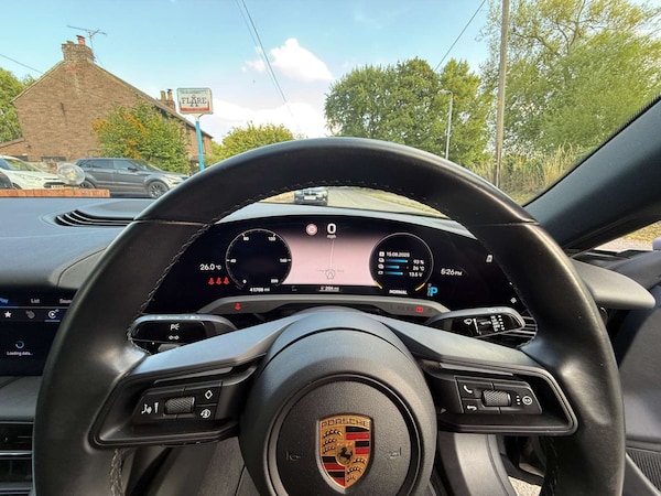 Used Porsche Taycan 2022 for sale - 75560303: Photo 33