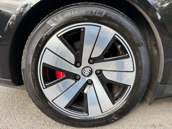 Used Porsche Taycan 2022 for sale - 75560303: Photo 42
