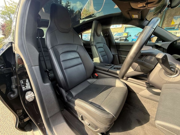 Used Porsche Taycan 2022 for sale - 75560303: Photo 5