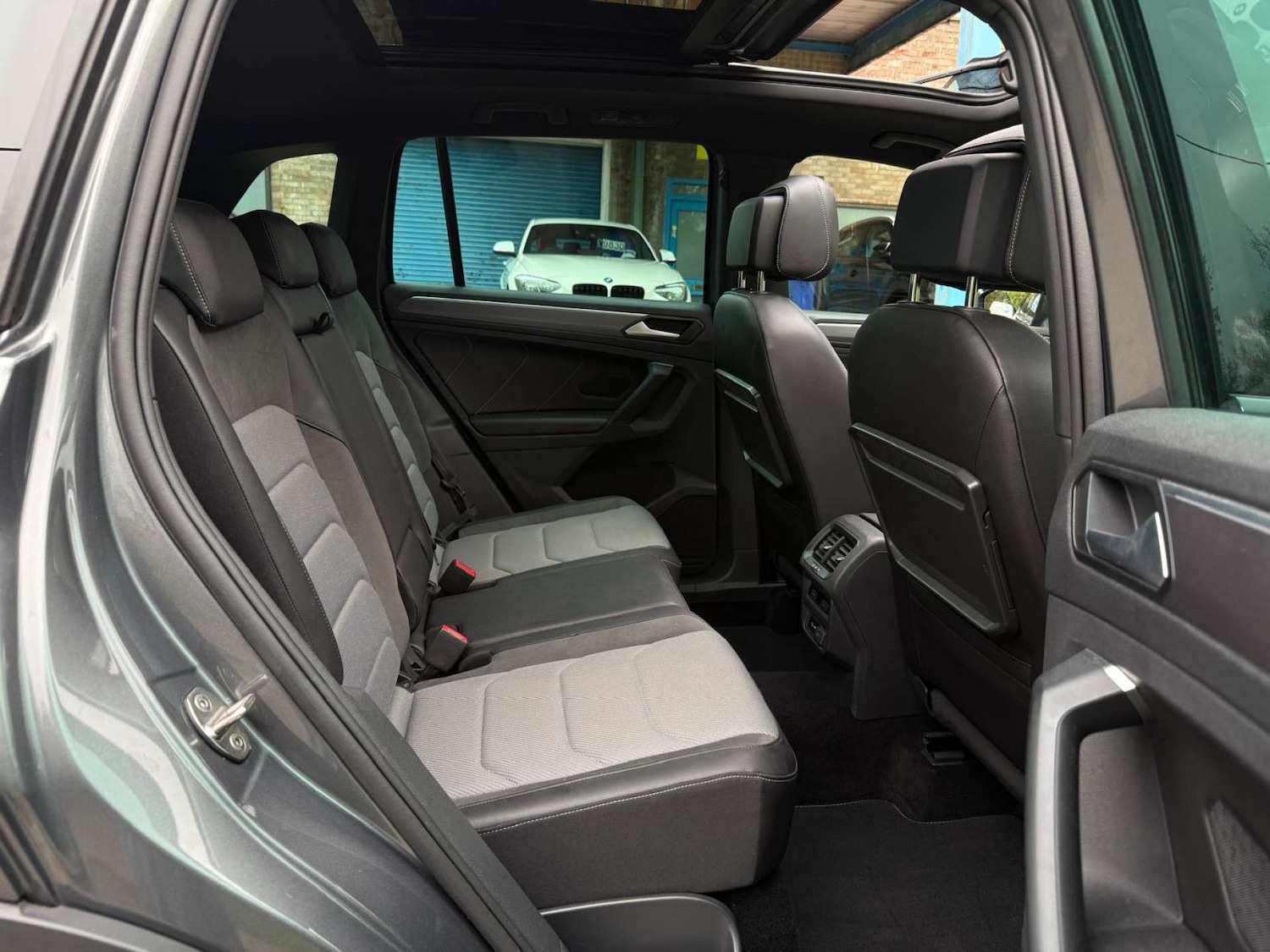 Used Volkswagen Tiguan 2019 for sale - 76280386: Photo 12