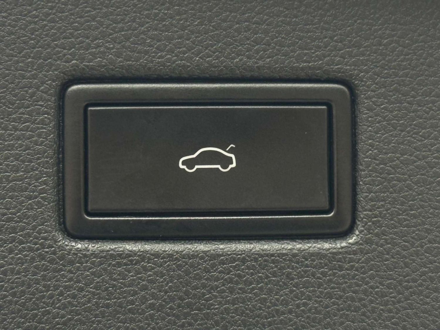 Used Volkswagen Tiguan 2019 for sale - 76280386: Photo 38