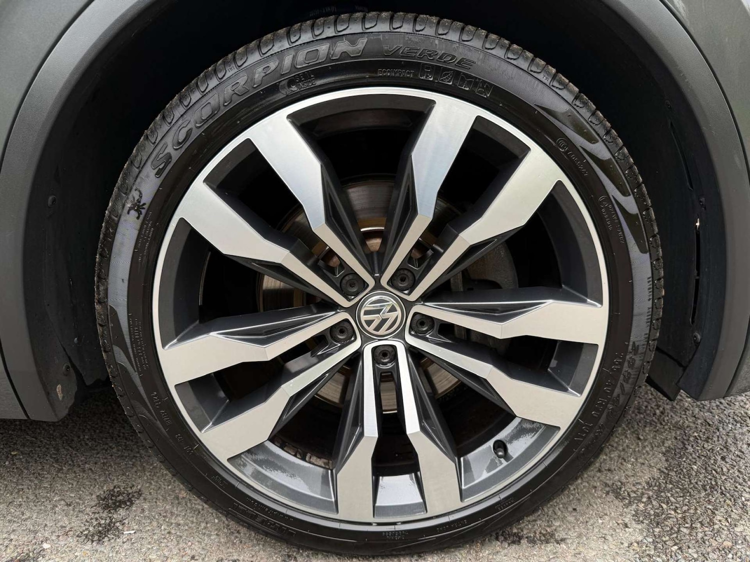 Used Volkswagen Tiguan 2019 for sale - 76280386: Photo 39