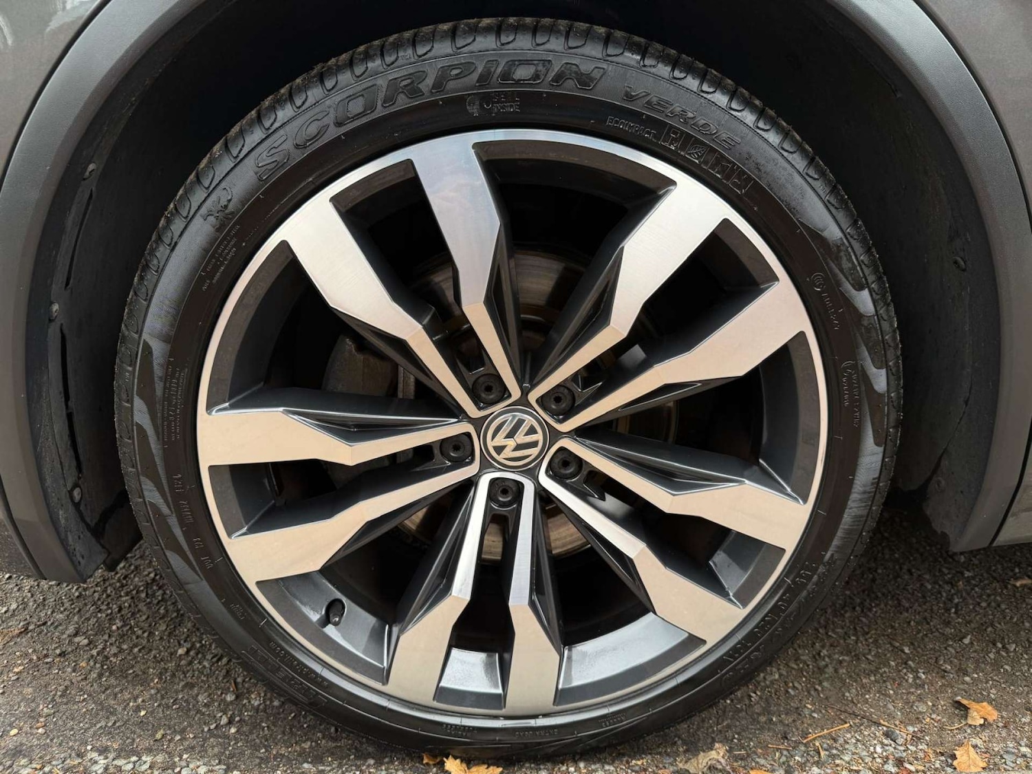 Used Volkswagen Tiguan 2019 for sale - 76280386: Photo 40