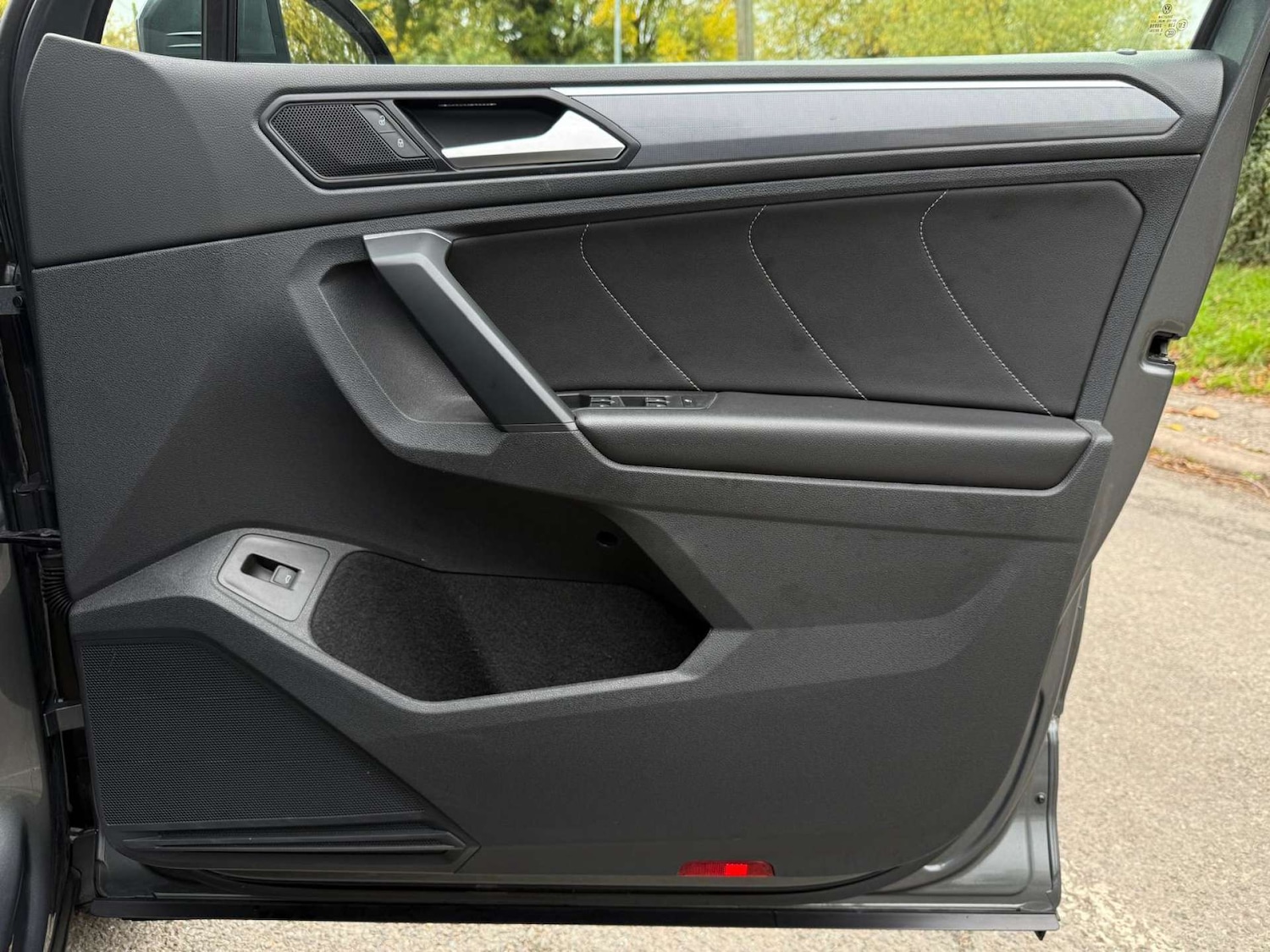 Used Volkswagen Tiguan 2019 for sale - 76280386: Photo 44